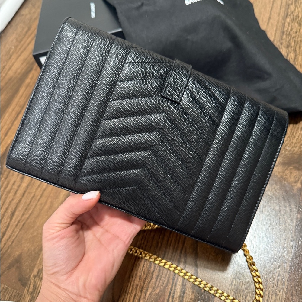 Saint Laurent Black Quilted Clutch with Gold Chain - Picture 2 of 8